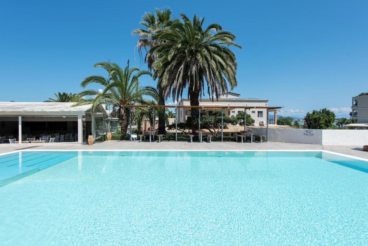 Anita 3* Perama (Corfu)